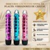 Vibrador de cristal transparente en tonos morado, azul y rosa con vibración fuerte